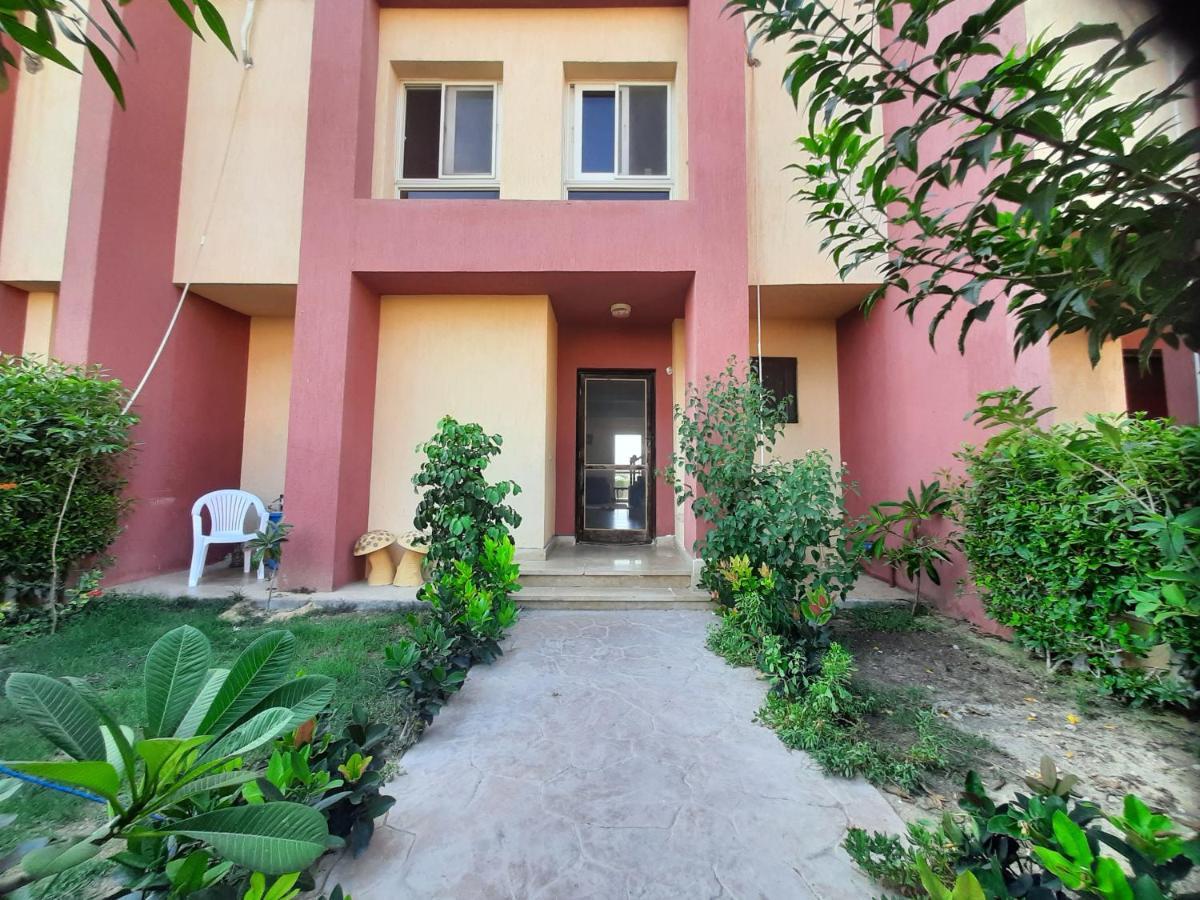 Villa Rosana Resort الساحل الشمالى Dawwar al Hajj Ahmad Bagian luar foto